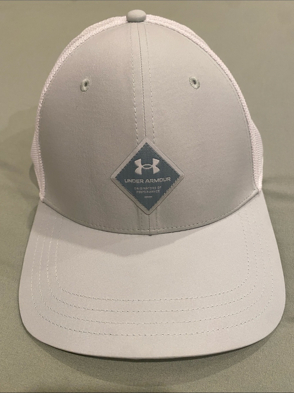 Under Armour Pale Gray Mesh Back Baseball Cap